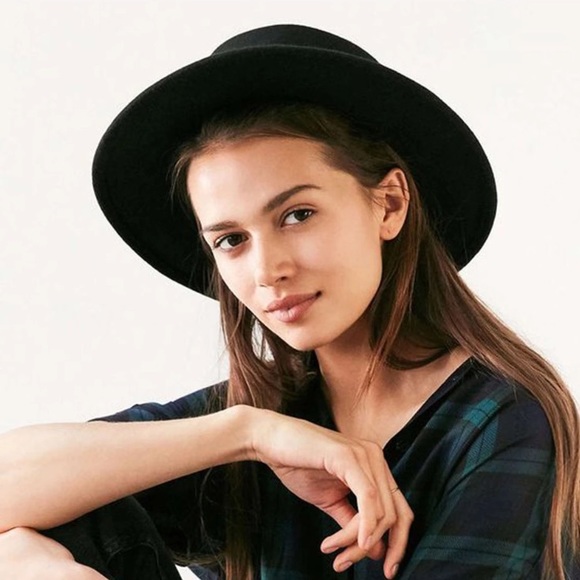 Urban Outfitters Accessories - Urban Outfitters Black Hat